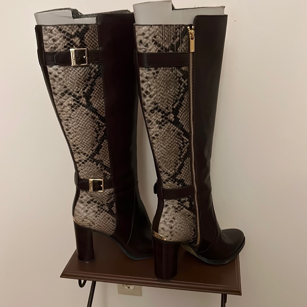 Cidney Boot Dark Chocolate Leather Boot